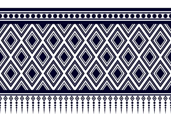 Geometrik, pürüzsüz etnik model. Geometrik etnik desen kumaş tasarımında giysi, ambalaj, tekstil, nakış, halı ve kabile desenlerinde kullanılabilir.