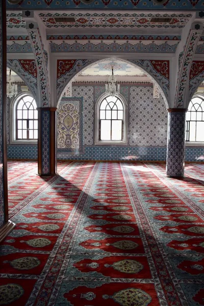 Dentro Tiro Manavgat Mesquita Com Luz Sombras Das Janelas Turquia — Fotografia de Stock