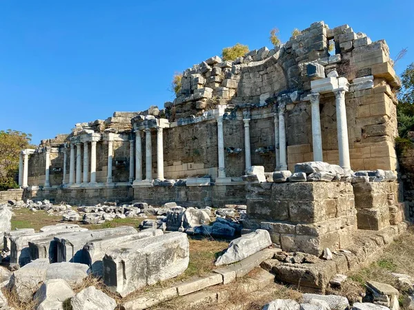 Történelmi Ókori Oldal Törökország Régészeti Lelőhely Oszlopok Régi Épület — Stock Fotó