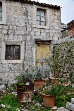 Kırsal Taş Konutları ve Bahçesi, Ston, Hırvatistan. 