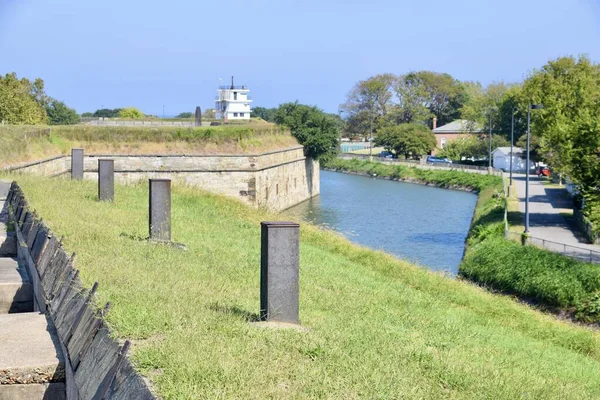 Hampton Usa 2019 Október Fort Monroe Falak Tetején Várárokkal Fák — Stock Fotó