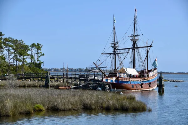 エリザベス2世16世紀の帆船 Manteo アメリカ 2019年10月1日 — ストック写真
