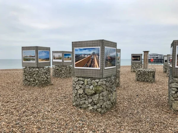 Zdjęcia Kamiennych Klatkach Brighton Beach Brighton Wielka Brytania Stycznia 2019 — Zdjęcie stockowe