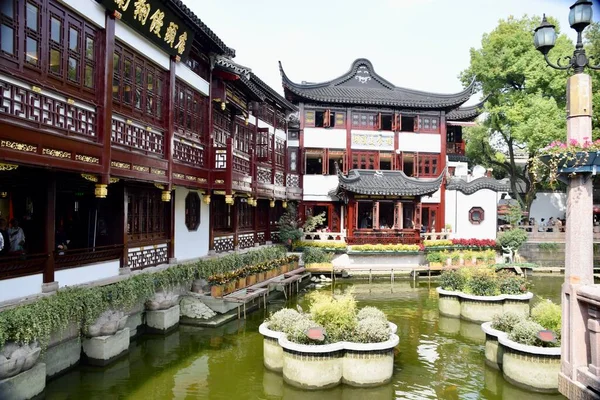 Παραδοσιακά Κινέζικα Κτίρια Στην Εμπορική Περιοχή Της Σαγκάης Shanghai Κίνα — Φωτογραφία Αρχείου