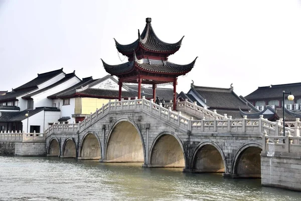 Suzhou Jiangsu China Outubro 2018 Uma Ponte Sobre Grande Canal — Fotografia de Stock