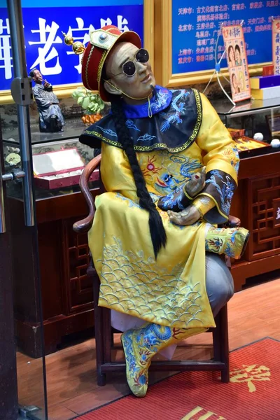 Μανεκέν Παραδοσιακά Και Μοντέρνα Ρούχα Hangzhou Zhejiang Κίνα Οκτωβρίου 2018 — Φωτογραφία Αρχείου