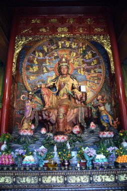 Leshan, Sichuan, Çin. 2 Kasım 2018. Guihua Tapınağı 'ndaki heykel.