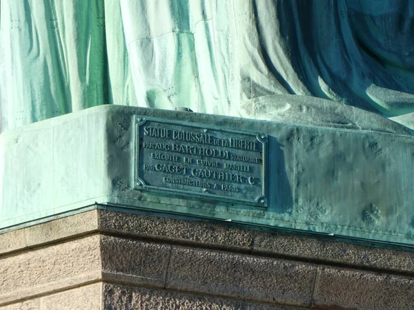 Marque Des Créateurs Gaget Gauthier Sur Statue Liberté New York — Photo