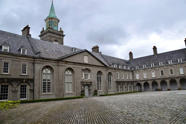 Kilmanham Kraliyet Hastanesi 'nin avlusunda. Dublin, İrlanda. 30 Mart 2017.