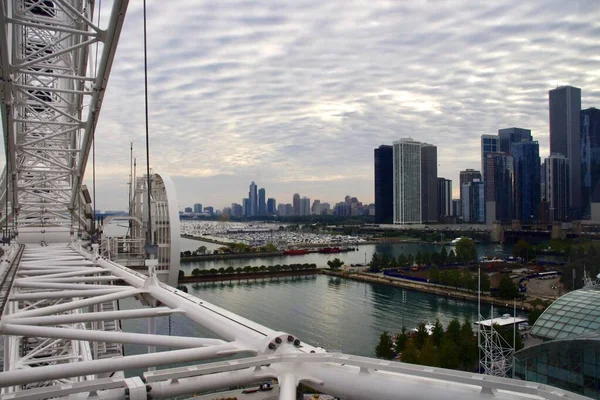 Chicago Skyline Lago Michigan Vistos Uma Gôndola Roda Ferris Cais — Fotografia de Stock