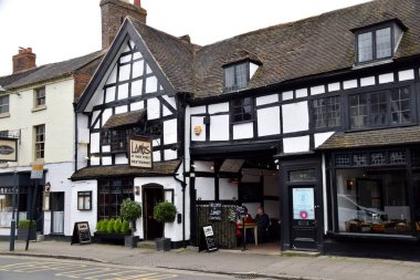 Lambs Lokantası, 12 Koyun Sokağı, Stratford 'daki en eski binalardan biri, 16. yüzyılın başlarından kalma. Stratford-upon-Avon, İngiltere. 27 Nisan 2023. 