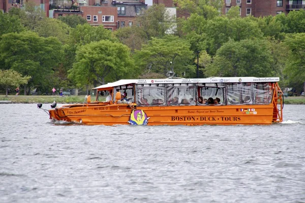 Orange Boston Duck Tours Amphibian Vehicle Olga Ironsides Charles River — Stock Photo, Image