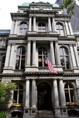 Eski belediye binası, 1862 ve 1865 yılları arasında, 45 Okul Caddesi 'nde inşa edilmiş. Boston, MA, ABD. 27 Eylül 2016. 