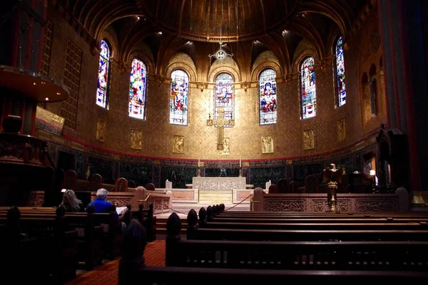 Internt Trinity Kirken Med Gullkors Glassmalerier Boston Usa September 2016 – stockfoto