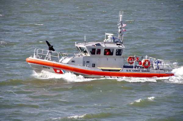 Response Boat Medium Coast Guard Número 45616 2009 Fotografiado Puerto — Foto de Stock