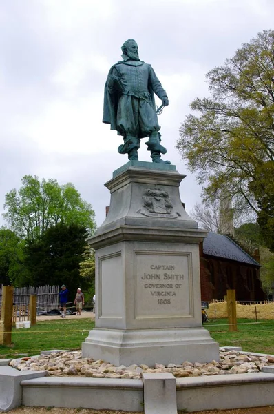 Estatua Del Capitán John Smith Gobernador Virginia 1608 Jamestown Abril — Foto de Stock