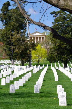 Washington, DC, ABD. 17 Nisan 2015. Arlington Ulusal Mezarlığında Askeri Mezarlar.