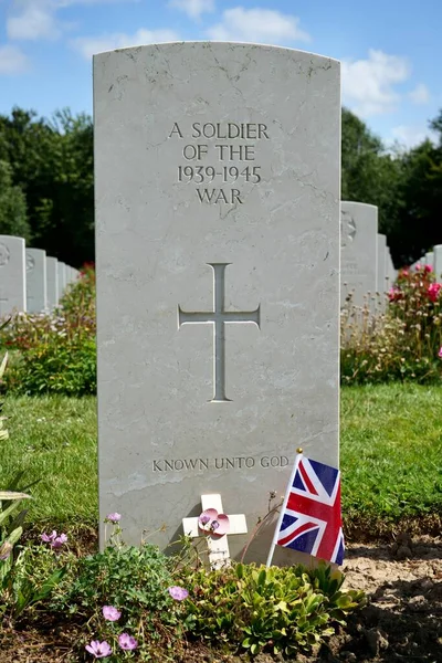 Stock image A Grave Marker for an unknown Soldier of the 1939-1945 war at  the Bayeux war cemetery. Bayeux, France, July 5, 2023. 