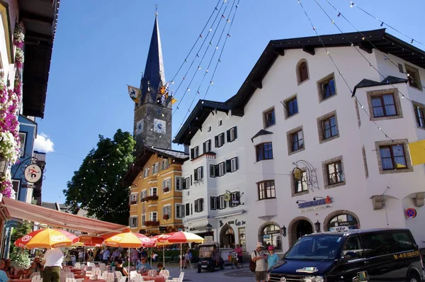 Colorate Costruzioni Tirolesi Nel Centro Della Città Kitzbuhel Kitzbuhel Austria — Foto Stock