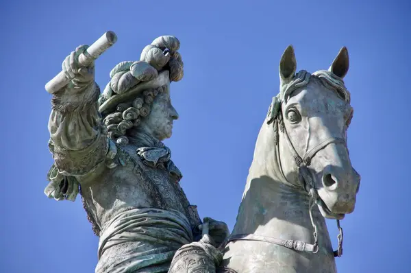 Statua Bronzo Luigi Xiv Fuori Dalla Reggia Versailles Versailles Francia — Foto Stock