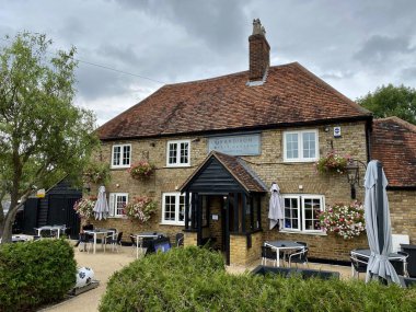 Grandison Pub, Quant Hertfordshire Village 'daki geleneksel bir İngiliz barı. Bramfield, Hertford, İngiltere, İngiltere. 17 Eylül 2023. 