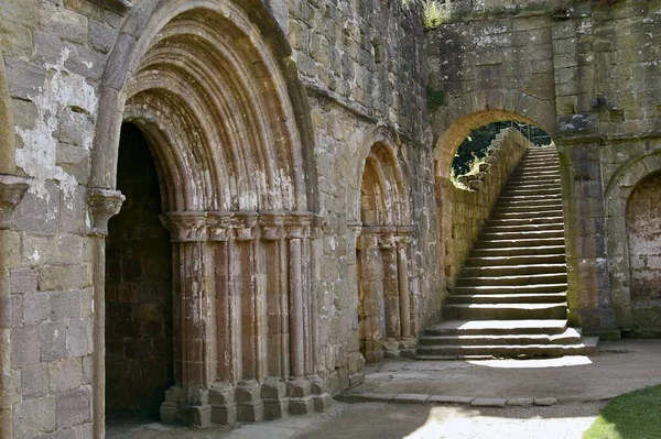 Abadia Das Fontes Mosteiro Cisterciense Arruinado North Yorkshire Aldfield Ripon — Fotografia de Stock