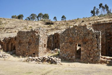 Iaq Uyu 'daki Antik İnka Binaları. Luna Adası, Titicaca Gölü, Bolivya, 9 Ekim 2023.