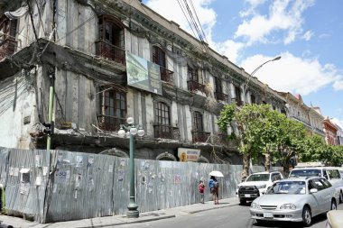 Delapidated Casa Rosa Agramonte Binası restorasyon altında. La Paz, Bolivya, 10 Ekim 2023. 