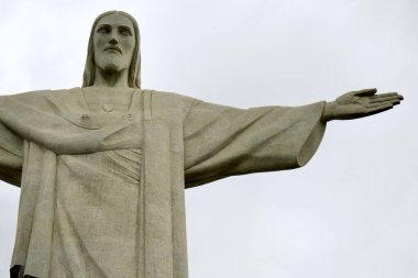 The Statue of Christ the Redeemer 'ın ileri görüşlü görüntüsü. Rio de Janeiro, Brezilya, 28 Ekim 2023. 