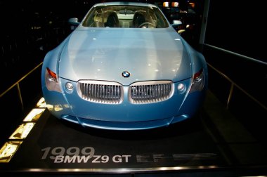 Mavi 1999 BMW Z9GT. Münih, Almanya, 5 Ağustos 2009. 