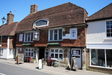 Ye Olde Kings Head, 15. yüzyıl İngiliz Pub 'ı. Battle, Doğu Sussex, İngiltere. 15 Mayıs 2024. 
