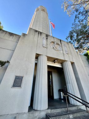 Pioneer Park 'taki Coit Kulesi, 1932 ve 1933 yılları arasında inşa edilmiş. San Francisco, Kaliforniya, ABD. 5 Eylül 2024. 