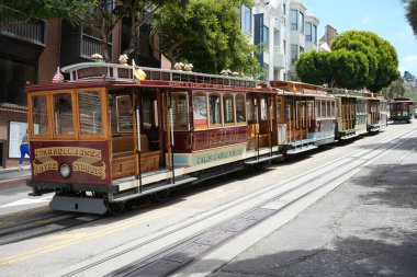 OFarrell, Jones ve Hyde Caddeleri Kablolu Araba. 1906 'da inşa edildi ve 1994' te restore edildi. San Francisco, Kaliforniya, ABD. Eylül 2024. 