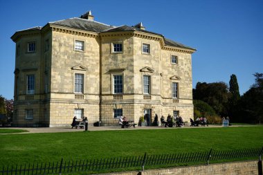Danson House, Londra 'nın güneydoğusundaki Welling' de Danson Park 'ın merkezinde bir Palladian köşkü. Bexley, Londra, İngiltere. Ekim 2024. 