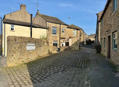 Hallams Yard, Skipton, North Yorkshire, İngiltere 'deki 18. yüzyıl taş binaları. Mart 2025. 