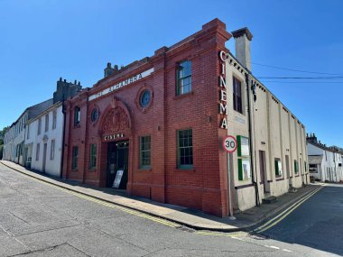 Alhambra Sineması, 1913 'te inşa edildi ve İngiltere' nin orijinal sinema evlerinden biri. Keswick, İngiltere, İngiltere, Temmuz 2025. 