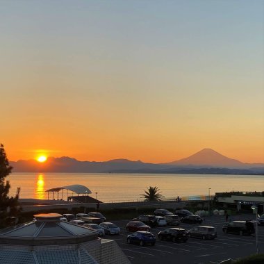 Doğanın panoramik seyahat hedefine bak