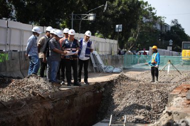 İnşaat Alanındaki İşçiler