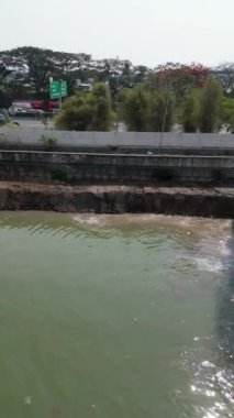 25 Nisan 202 Yulong 'da uzun bir yol, hk