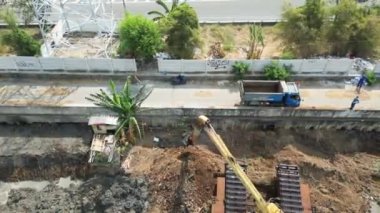 İnşaat alanında yeni bina