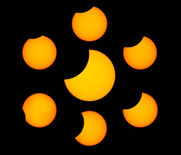 Частичное Солнечное Затмение Видимом Свете Через Телескоп Ноябрь 2022 Композиция — стоковое фото