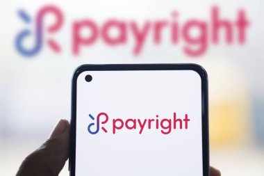 Dhaka, Bangladeş - 15 Şubat 2024: Ödemeli logo akıllı telefonda gösteriliyor.