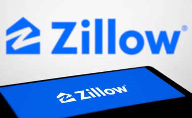 Dhaka, Bangladeş - 22 Şubat 2024: Zillow logosu akıllı telefonda sergileniyor.