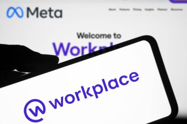 Dhaka, Bangladeş - 05 Mart 2024: Meta morkplace logosu akıllı telefonda gösteriliyor.