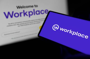 Dhaka, Bangladeş - 05 Mart 2024: Meta morkplace logosu akıllı telefonda gösteriliyor.