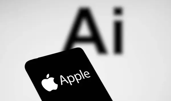 Dhaka, Bangladeş - 06 Nisan 2024: Arkaplanda akıllı telefon ve Ai simgesinde elma logosu gösteriliyor.
