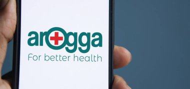 Dhaka, BD - 30 Mayıs 2024: Arpgga logosu akıllı telefonda gösteriliyor.