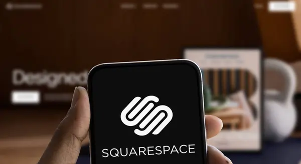 stock image Dhaka, Bangladesh- 02 Sep 2024: Squarespace logo is displayed on smartphone. Squarespace is an American website building and hosting company.