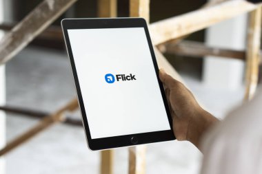 Dhaka, bnagladesh- 16 Sep 2024: Flick logosu iPad 'de gösterilir. Flick bir sosyal medya pazarlama platformudur..