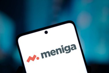 Dhaka, Bangladeş - 22 Ekim 2024: Meniga logosu akıllı telefonda gösteriliyor.